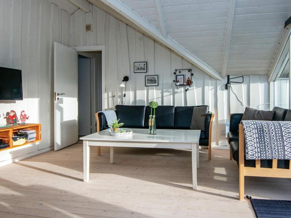 8 Person Holiday Home In Hejls Exterior foto